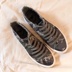 Rocket Dog Slip On sneakers